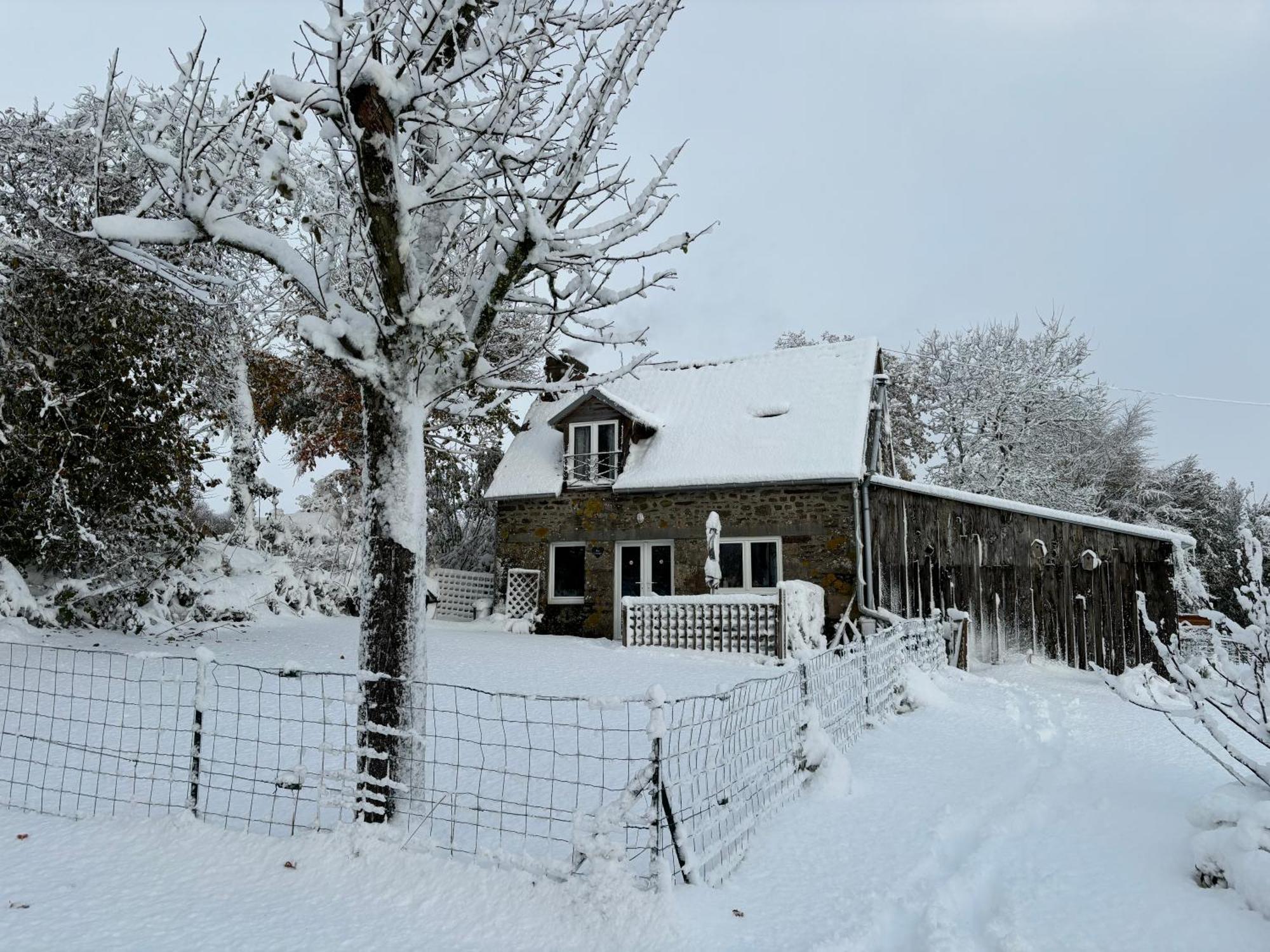 Ferme De Noyes Cottage Sourdeval Luaran gambar